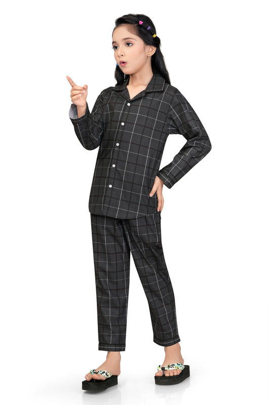 Black-Checks-Printed-Girl-Nightsuit-Set-Club96