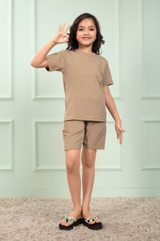 Cotton_Mario_rib_Beige_girls_shorts_set_for_Girl - FrontView