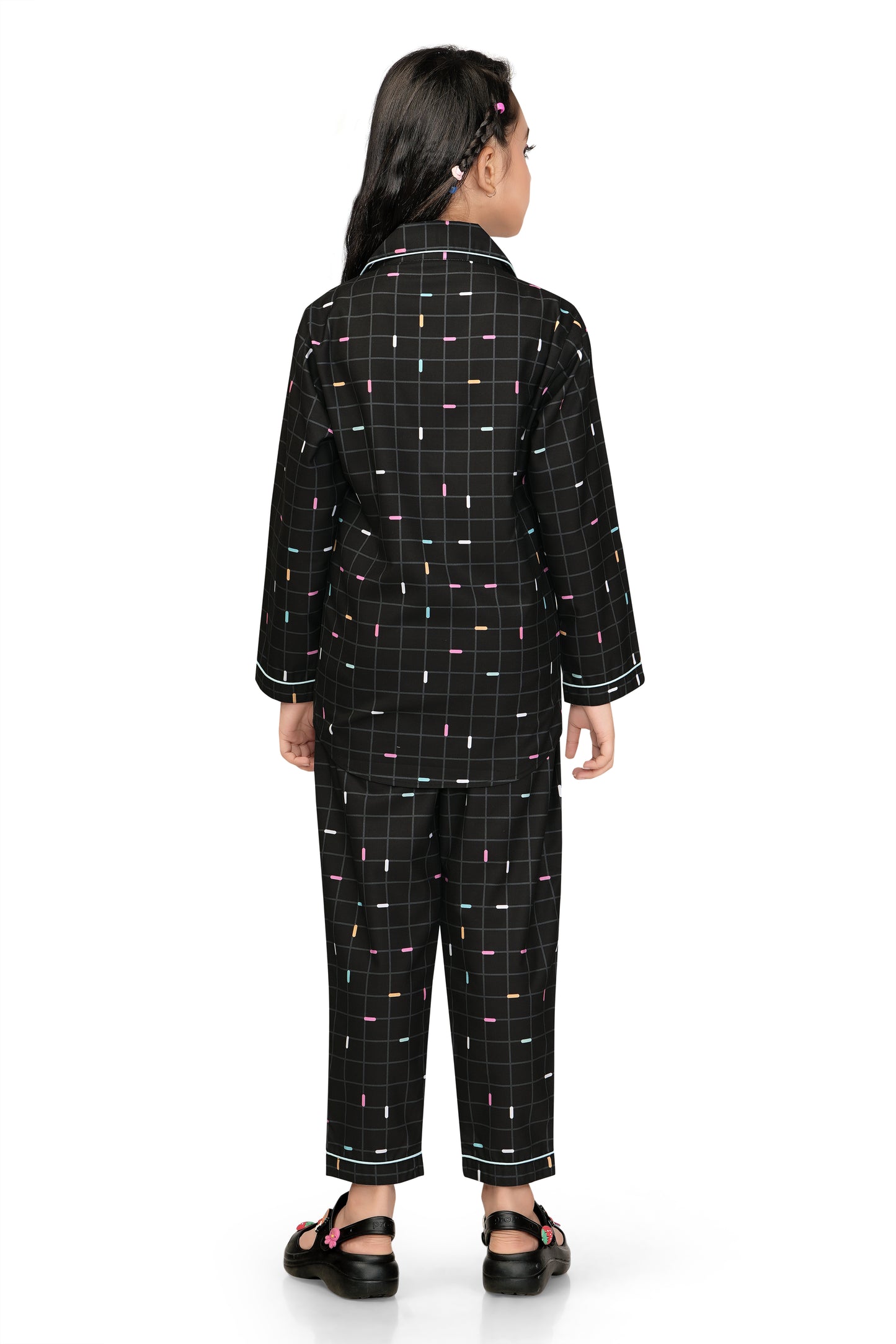 Black Grid Checks Printed Nightsuit Set