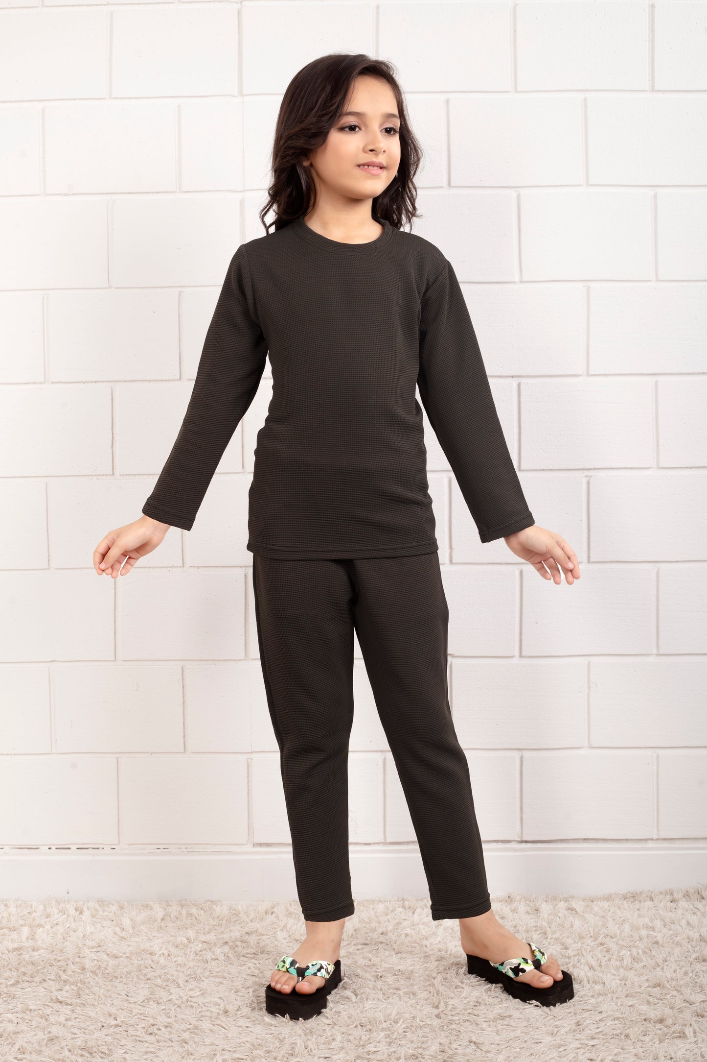 Green_color_Pure_Cotton_cute_Girl_pajama_sets-FrontView
