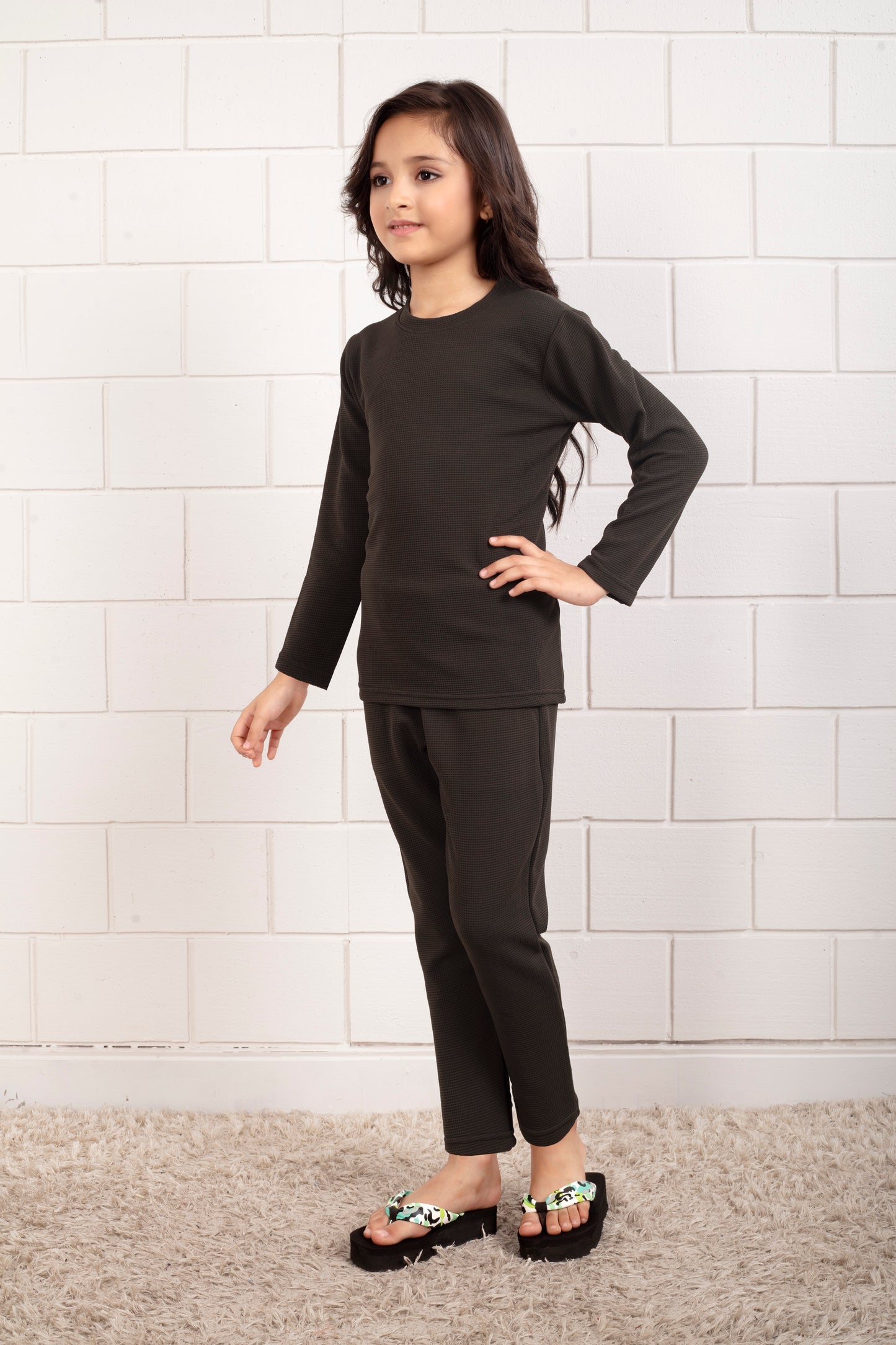 Green_color_Pure_Cotton_cute_Girl_pajama_sets-SideView