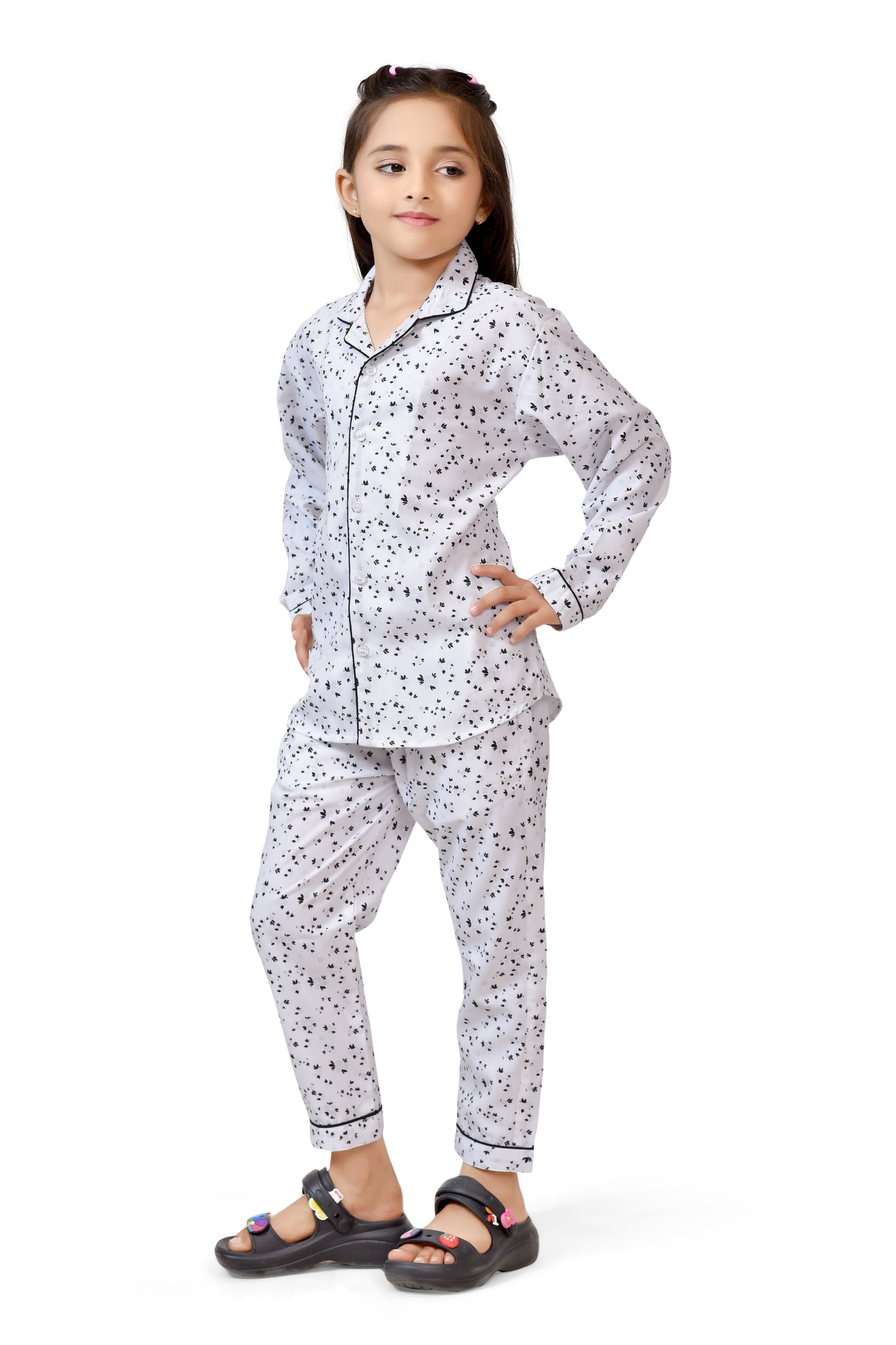 Black & White Polka Printed Girls Nightsuit - Full Sleeve