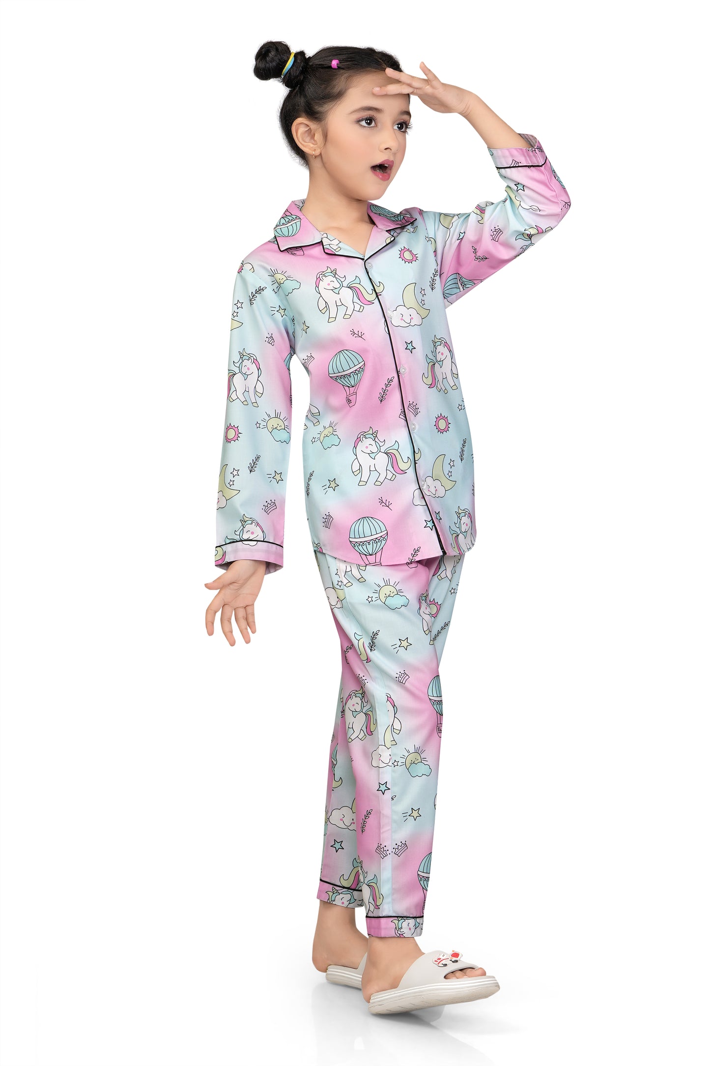 Unicorn-Printed-Cotton-Girl-Nightsuit-Set-SideView