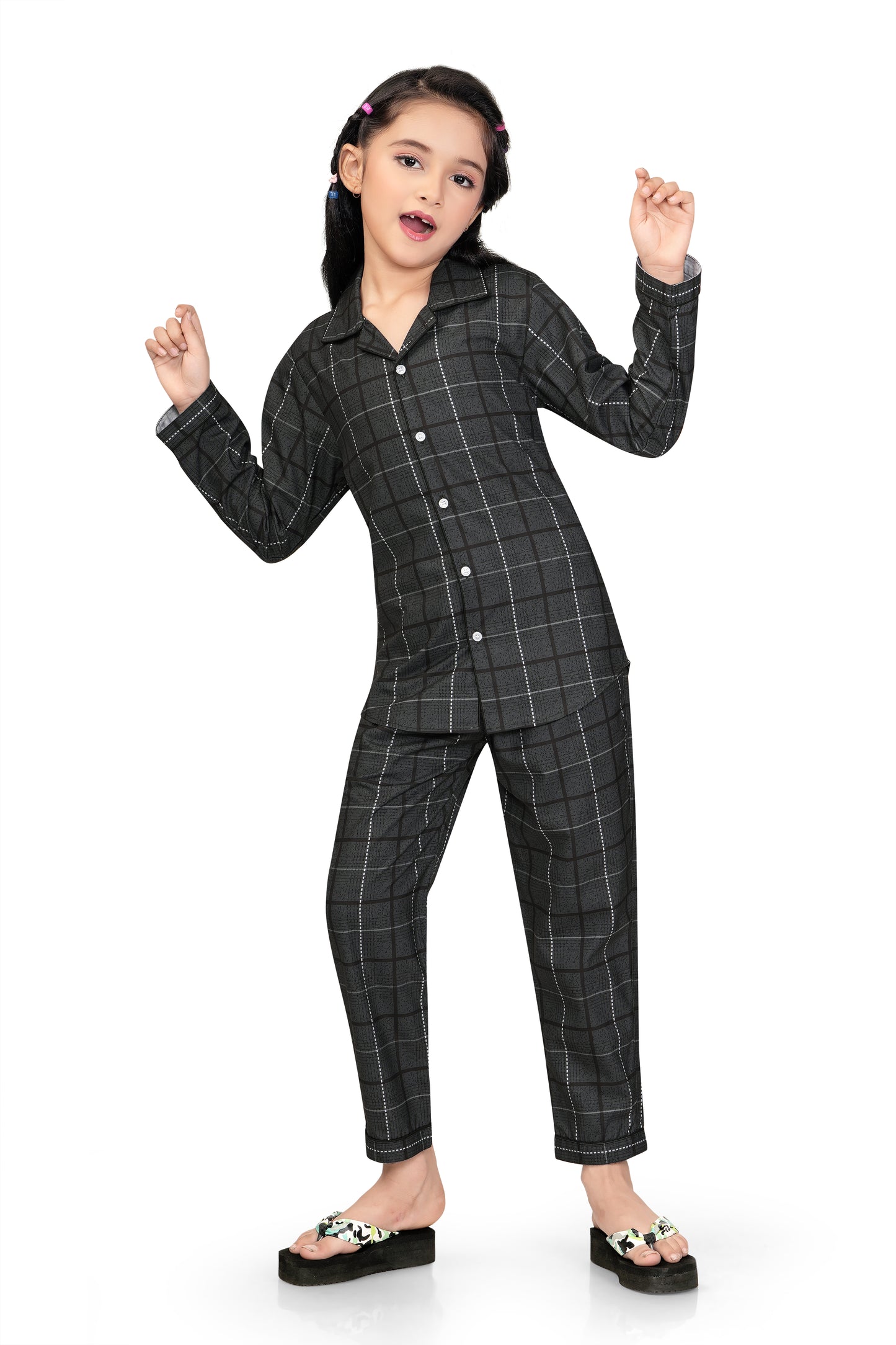 Black-Checks-Printed-Girl-Nightsuit-Set-FrontView