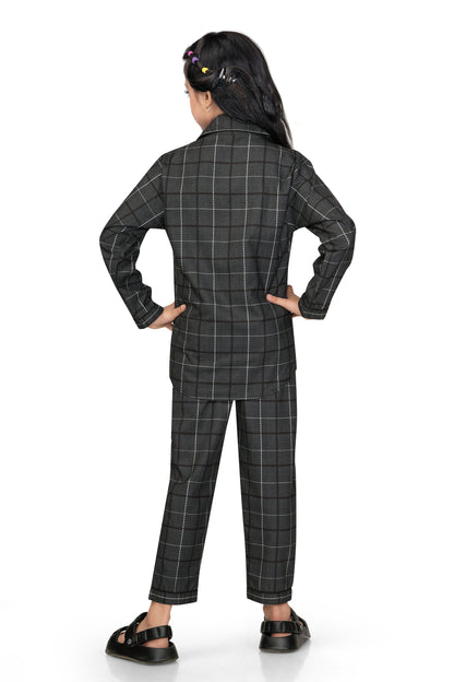 Black-Checks-Printed-Girl-Nightsuit-Set-Backview