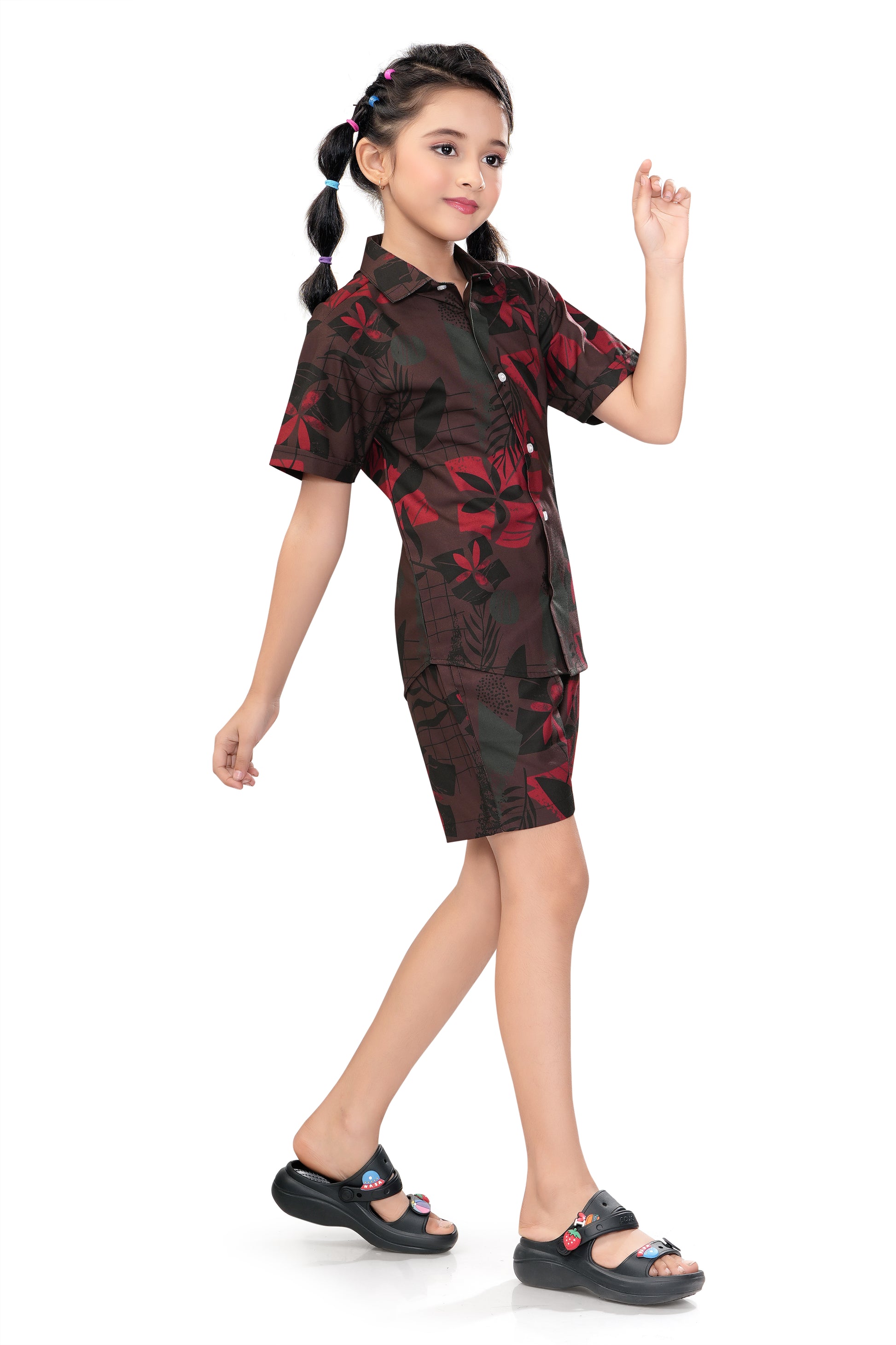 Floral-and-Leaf-Printed-Girls-Cotton-Co-Ord-Set-Stylish