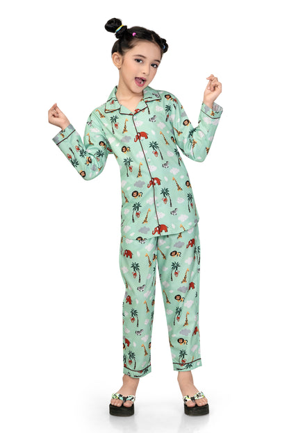 Zoo-Animals-Printed-Girl-Nightsuit-Set-Stylish